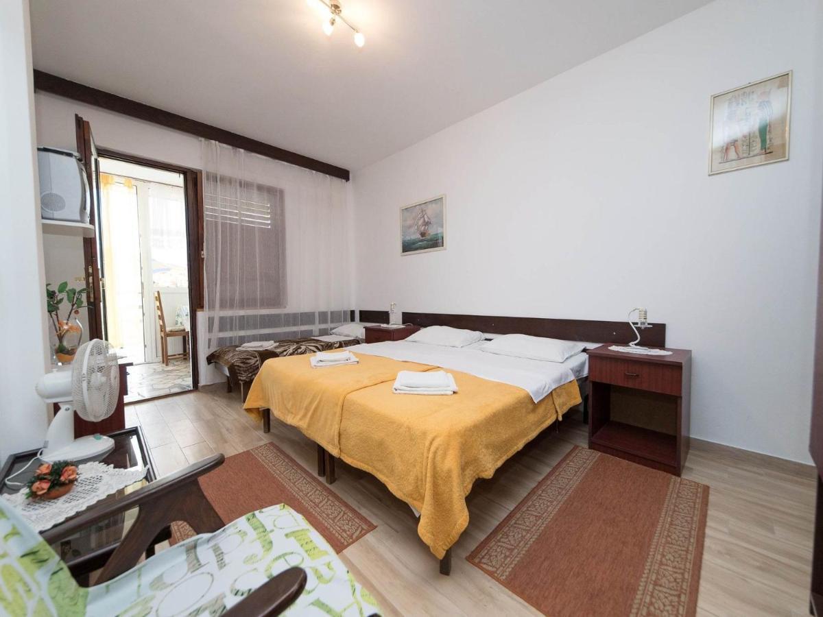 Apartments Biserka Crikvenica Exterior foto